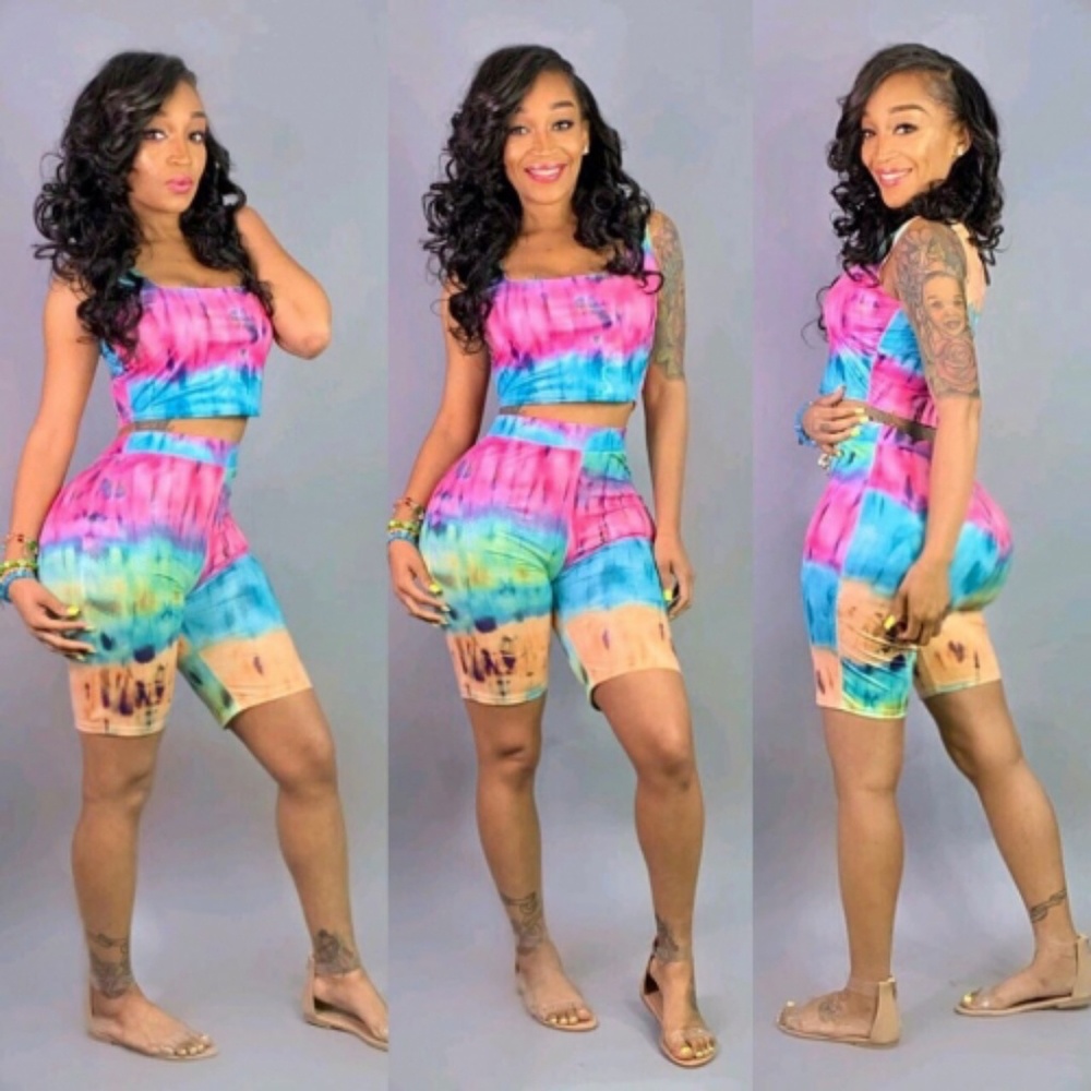 Multi colored short set